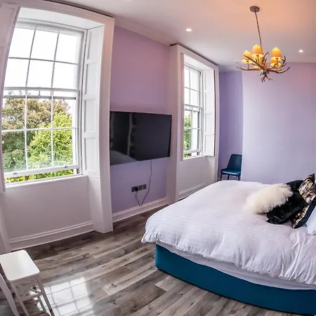 Проживание в семье Gardiner House Дублин